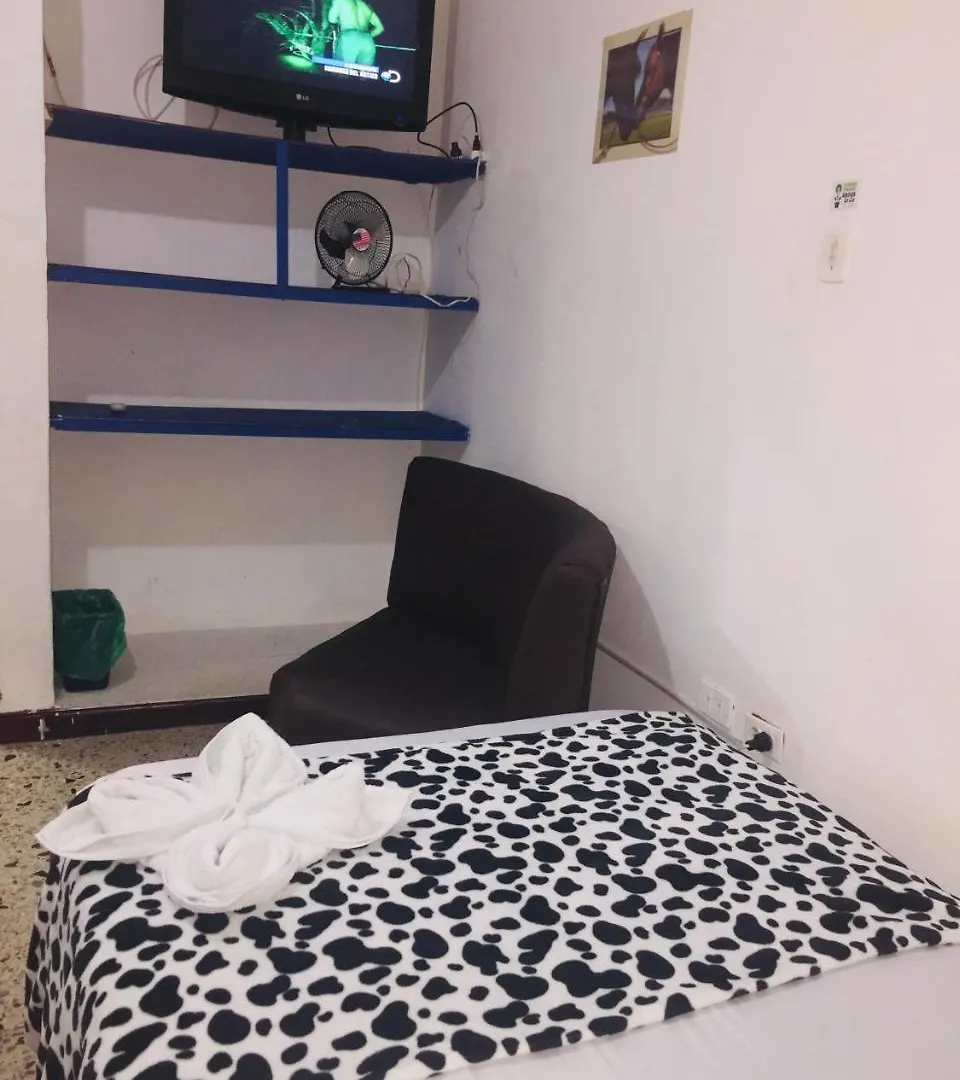 Hostal La Floresta Medellin 0*,